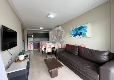 Departamento en venta 3 ambientes en Pinamar con pileta y cochera