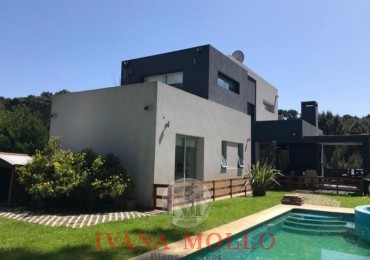 CASA EN VENTA 4 AMBIENTES EN PINAMAR - BARRIO ALAMOS II