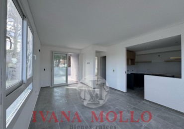 Departamento en venta 2 ambientes en Pinamar a estrenar con cochera
